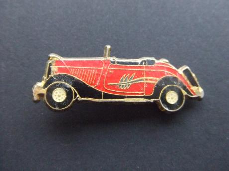 Ford V8-18 Roadster oldtimer klassieker rood